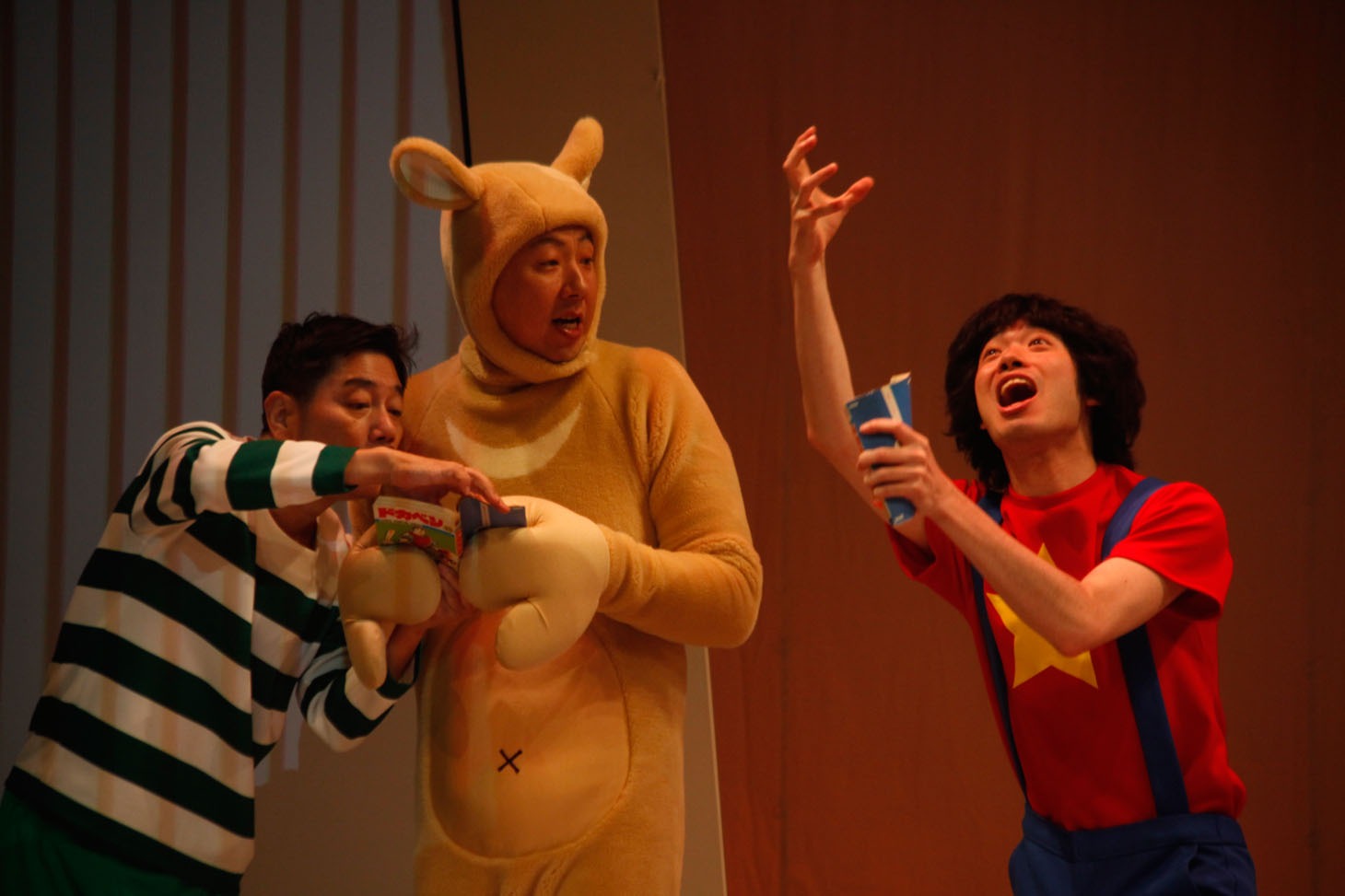 左から、「男子！レッツラゴン」に出演する中村まこと、荒川良々、渡辺大知（黒猫チェルシー）。