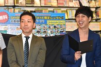 ニューヨーク。左から、嶋佐、屋敷。