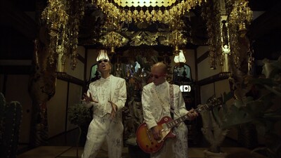 「励メタル」のミュージックビデオのワンシーン。