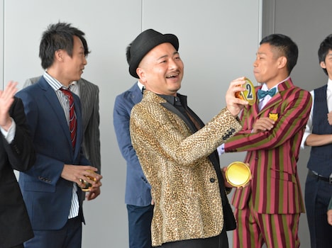 2番を引いたどぶろっく江口。