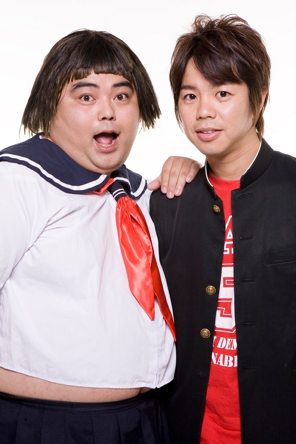 響。左から、長友、小林。