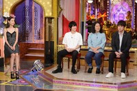 左から水原希子、本郷奏多、ピース又吉、羽鳥慎一。 (c)日本テレビ