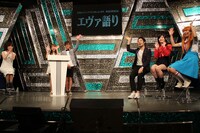 「エヴァ語り」のエンディングの様子。