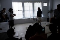 「海酒」の撮影風景。