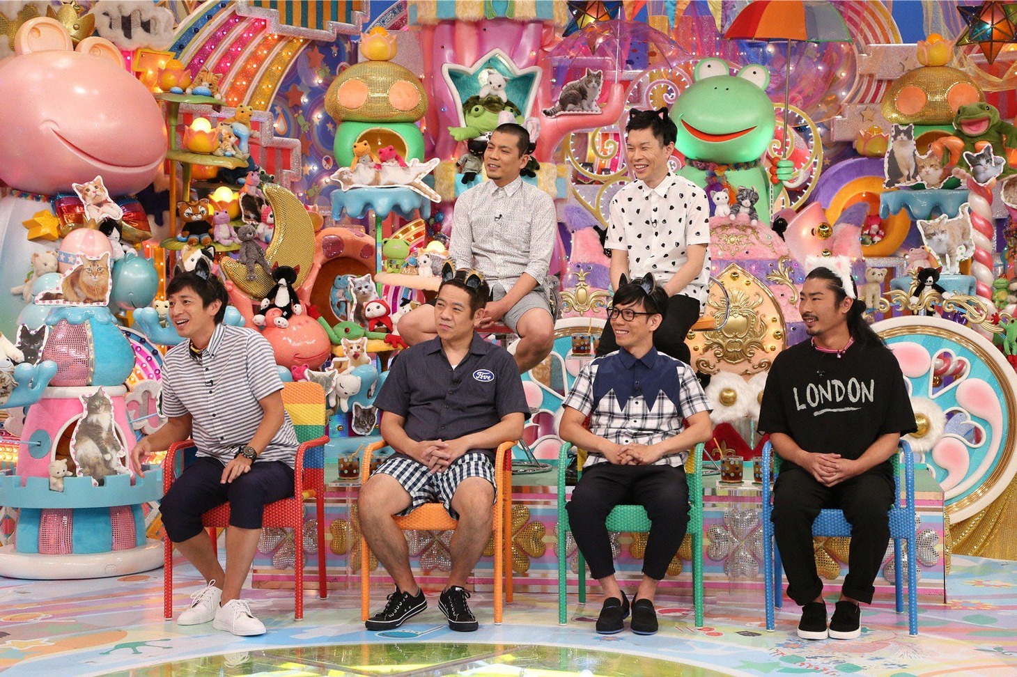 「アメトーーク！」に出演する「猫メロメロ芸人」たち。(c)テレビ朝日