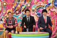 （左から）サバンナ高橋、雨上がり決死隊。(c)テレビ朝日