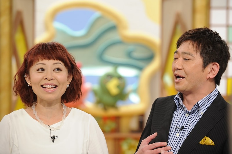 左からなるみ、メッセンジャー黒田。 (c)読売テレビ