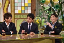 左から哀川翔、杉村太蔵、メッセンジャー黒田。 (c)読売テレビ