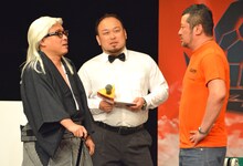 A愛グループの総帥・A藤和尊ことバッファロー吾郎A（左）とケンドーコバヤシ（右）。