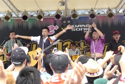 「SUMMER SONIC 2015」に出演したどぶろっかーず。