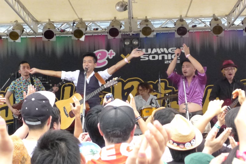 「SUMMER SONIC 2015」に出演したどぶろっかーず。