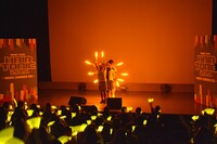 トレンディエンジェルたかし率いるヲタ芸集団「ヲーターボーイズ」のステージ。