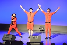 8.6秒バズーカーと斎藤のコラボユニット・806本ヌケーター。