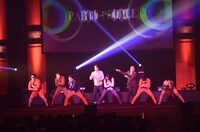 「OPARTY」のオープニングの様子。