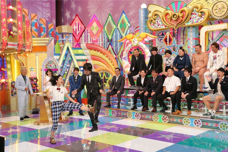 「ロンドンハーツ3時間スペシャル」にて展開される「スマホで流出!! うっかり個人情報夏の拡散SP」のワンシーン。(c)テレビ朝日