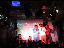 「スパローズ結成20周年記念ライブの公開打ち上げ～縁のある人もない人も祝ってください～」の様子。