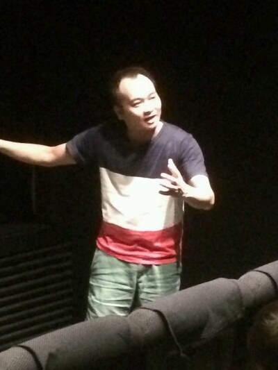 映画「内村さまぁ～ず THE MOVIE エンジェル」のゲリラ試写会に登場した鬼ヶ島アイアム野田。