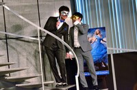 （左から）スピードワゴン小沢、NON STYLE井上。