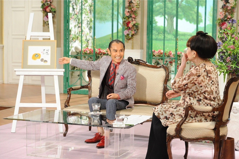 「徹子の部屋」に出演する片岡鶴太郎（左）。(c)テレビ朝日