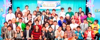 よしもと沖縄花月に出演する芸人たち。