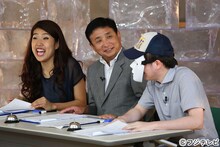 「世にも奇妙な物語」マニアの横澤夏子（左端）。