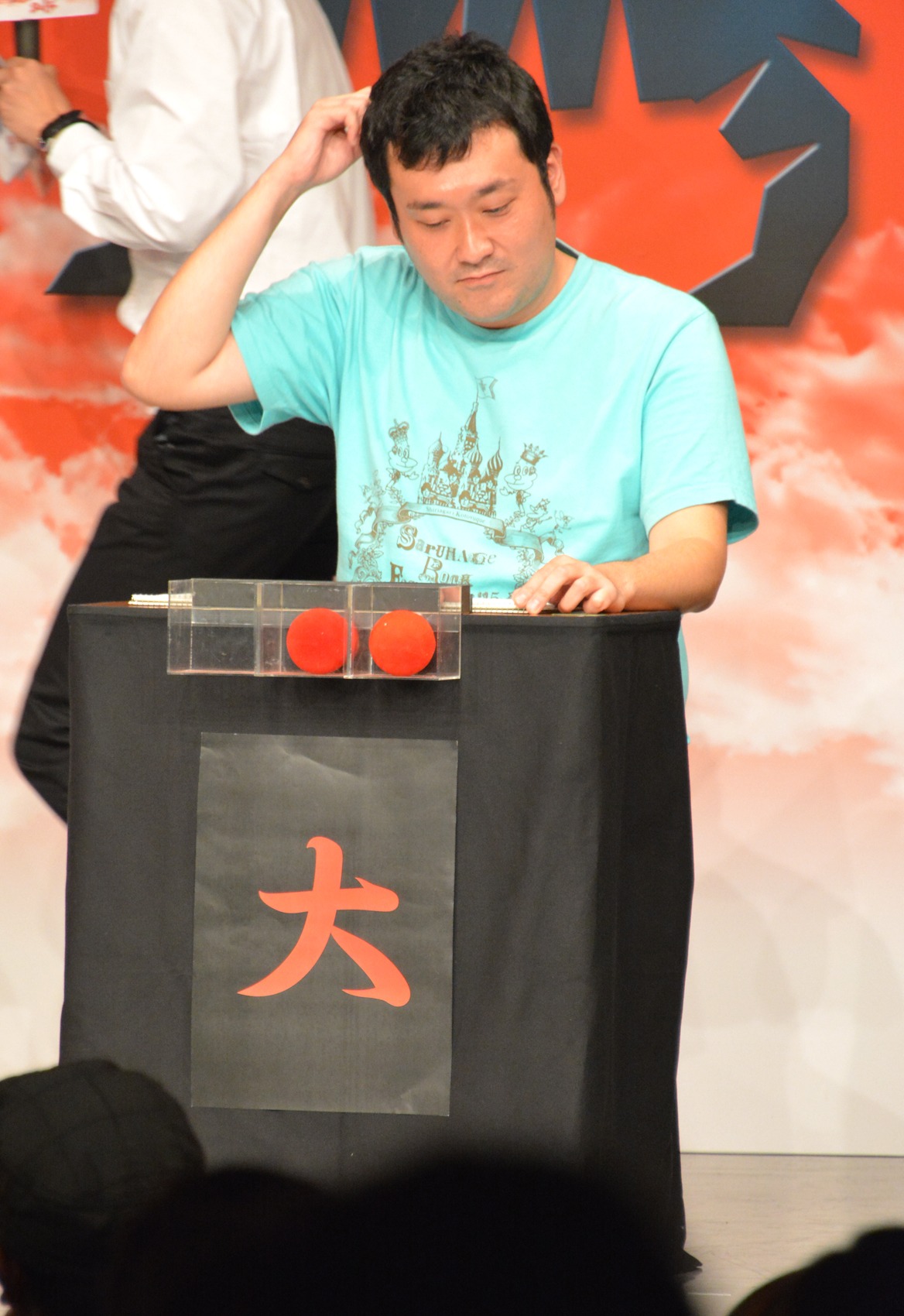 「異次元サバイバルマッチ」に登場したグランジ佐藤。