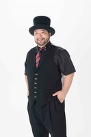 髭男爵・山田ルイ53世