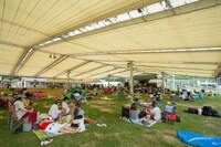 「島フェス」の会場の様子。 （撮影：Funny!!平井慶祐）