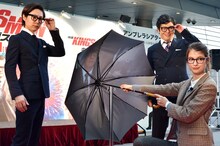 流れ星とマギー（右）。