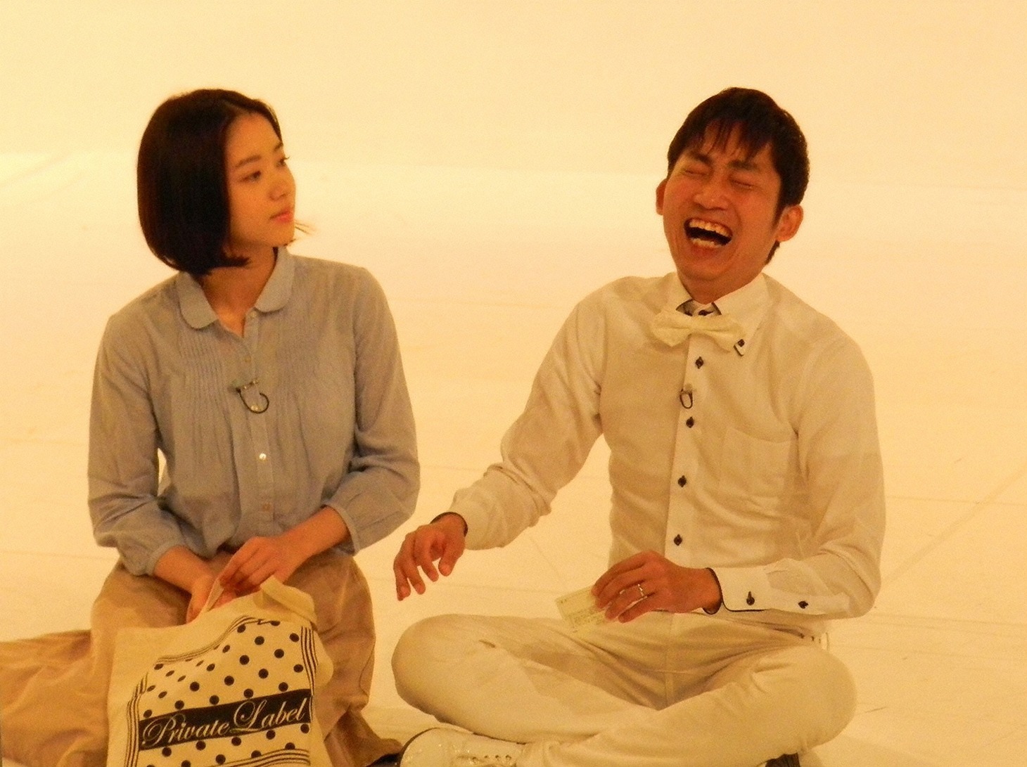 映画「ピース オブ ケイク」を紹介する石田（右）。(c)ABC