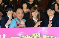 「映画 みんな！エスパーだよ！」公開記念舞台挨拶の様子。