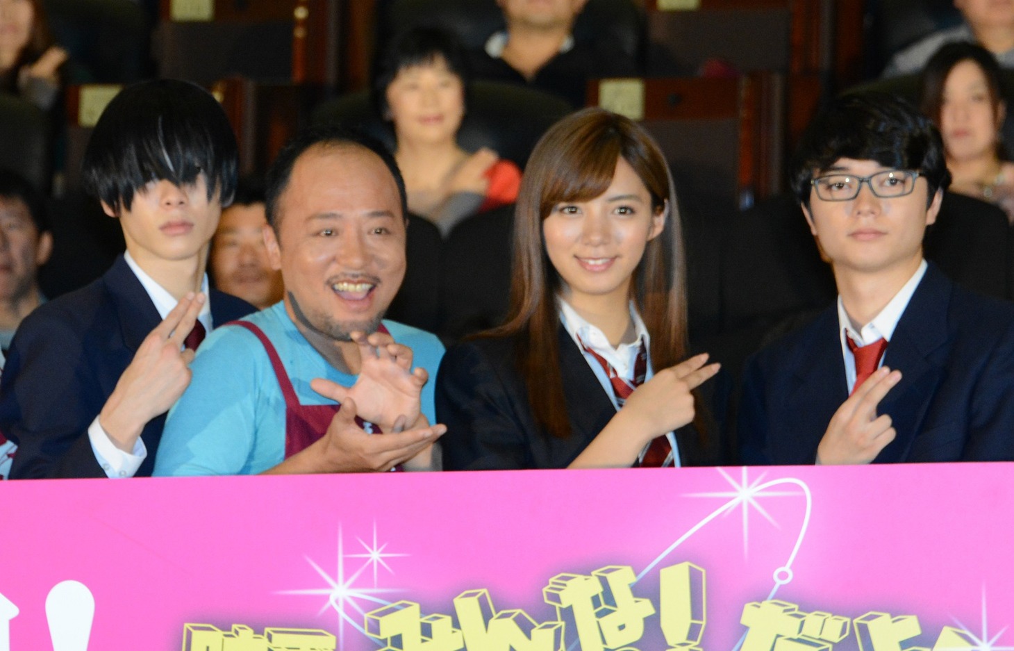 （左から）柾木玲弥、マキタスポーツ、池田エライザ、染谷将太。