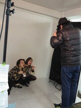 「日本エレキテル連合のおしゃべりカメラ」撮影の様子。