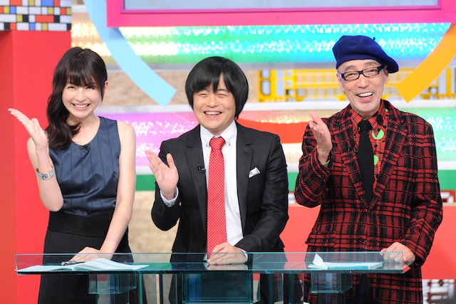 「クイズ昔は当たり前!?」に出演するバカリズム、テリー伊藤（右）、平井理央（左）。(c)MBS