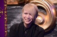 「有吉反省会」反省人のShinya（DIR EN GREY）。(c)日本テレビ