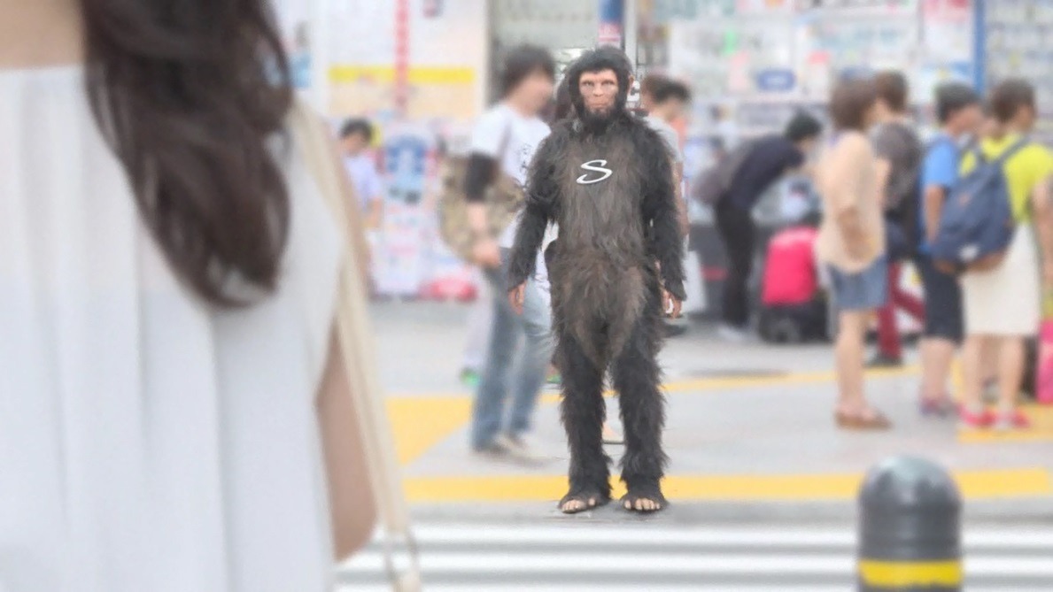 片桐仁が出演する「ストライド」新CMのメイキングムービー。