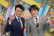 「世界ゼツミョー！宣言」司会の船越英一郎、千原ジュニア（左から）。(c)読売テレビ