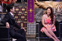 「有吉反省会」反省人の祥子（右）。(c)日本テレビ