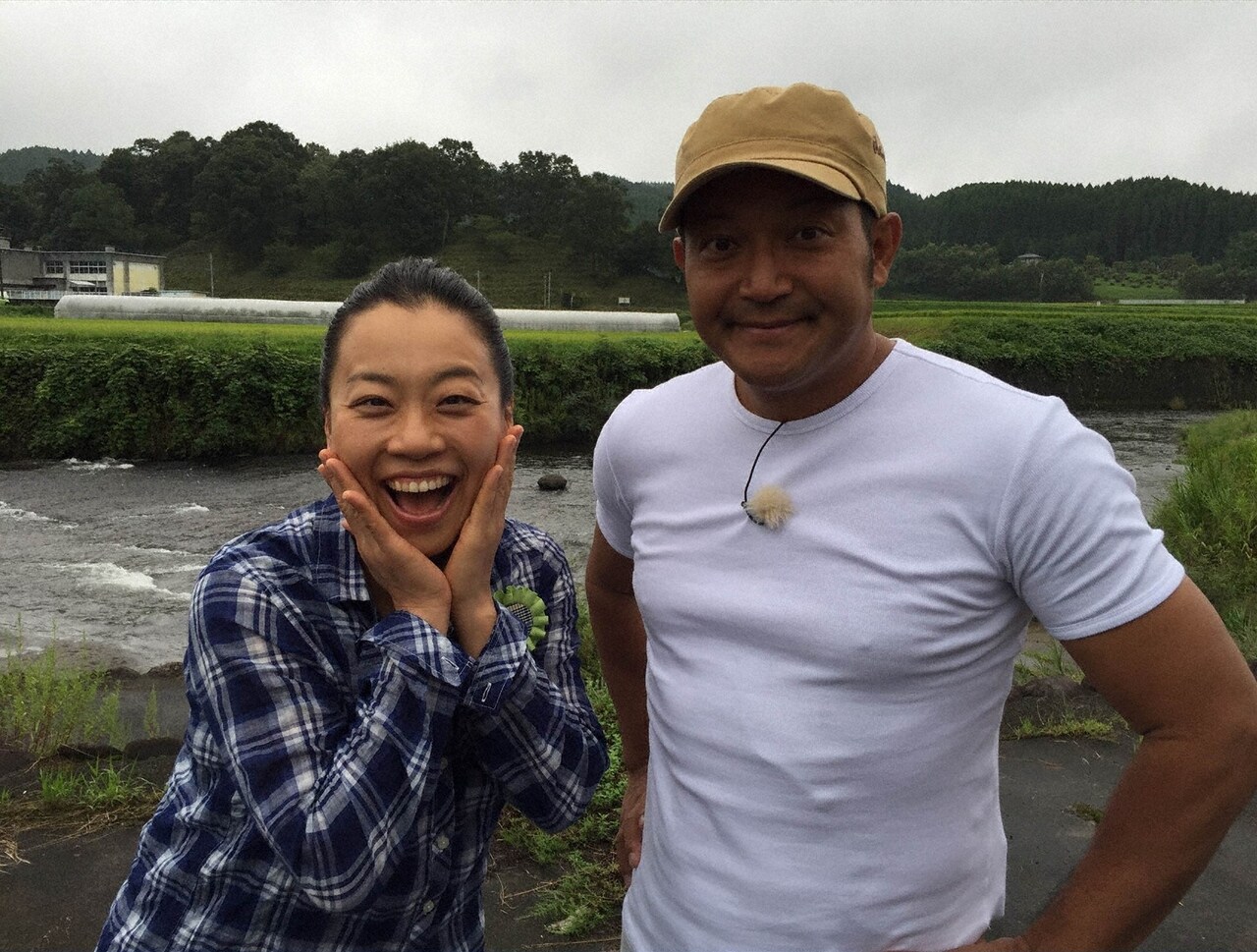 （左から）いとうあさこと山口智充。(c)RKB