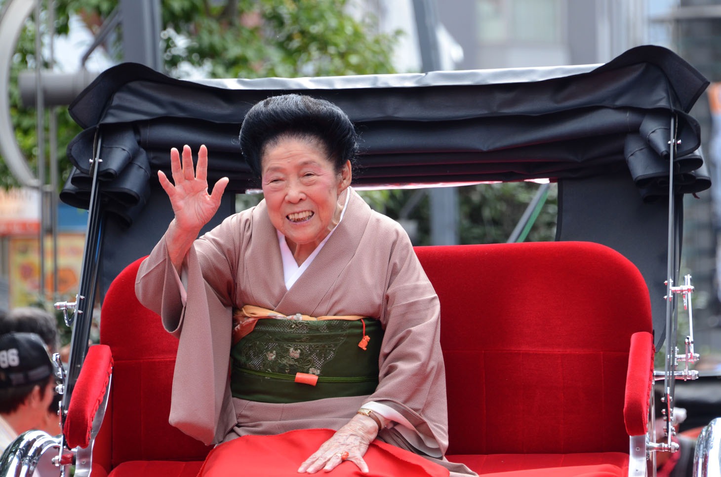 内海桂子