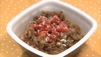 ロバート馬場がプロデュースした「馬場ちゃんのほじくり牛丼」。