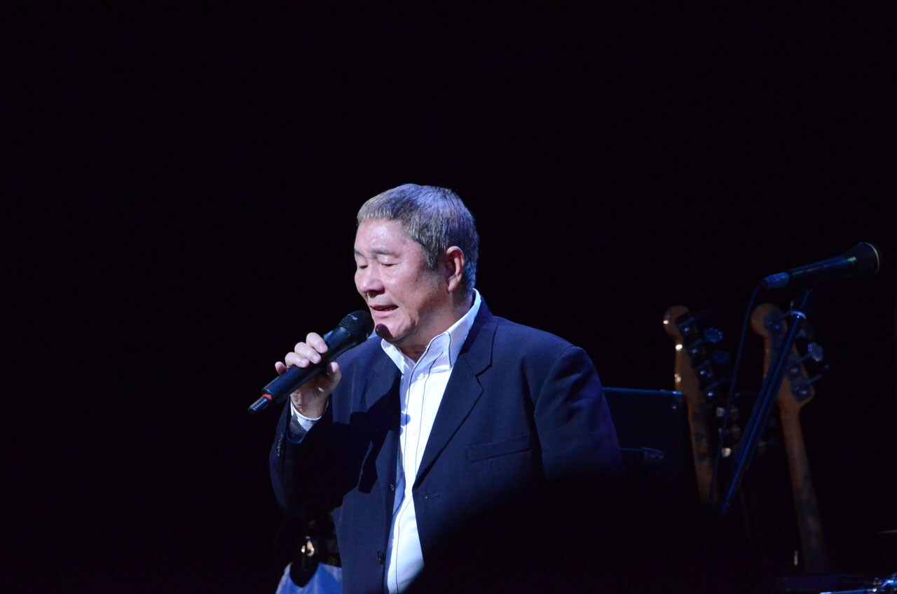 ビートたけし「浅草キッド」熱唱、したまちコメディ映画祭のラスト飾る