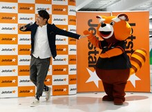 トークショーに登場したますだおかだ岡田。