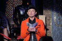 反省人のISSA。(c)日本テレビ