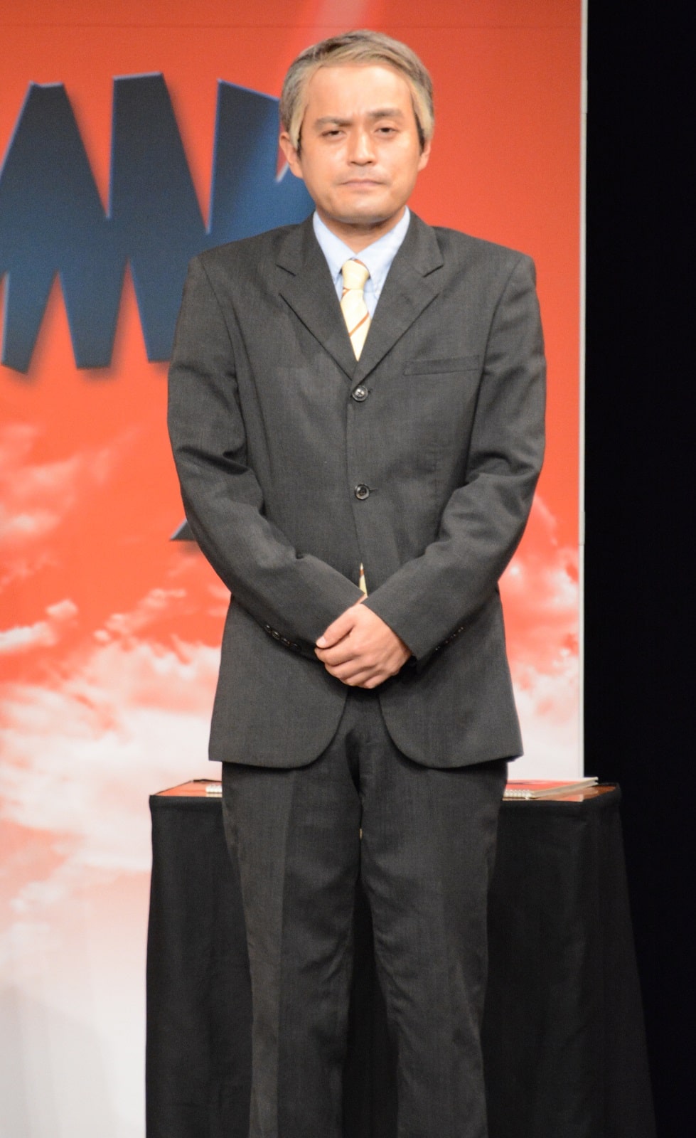 小倉智昭に扮したシューレスジョー オードリー若林がd関で飯尾にリベンジ 壮絶なワードセンス勝負に会場熱狂 画像ギャラリー 21 29 お笑いナタリー 小倉智昭に扮したシューレスジョー オードリー若林がd関で飯尾にリベンジ 壮絶なワードセンス勝負に会場熱狂 画像ギャラリー 21 29 お笑いナタリー