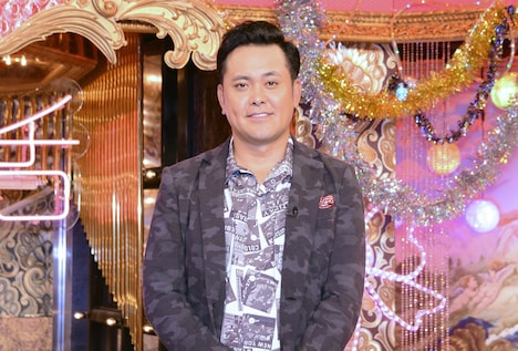 「愛され女と独身有田」の初回収録を終えたくりぃむしちゅー有田。