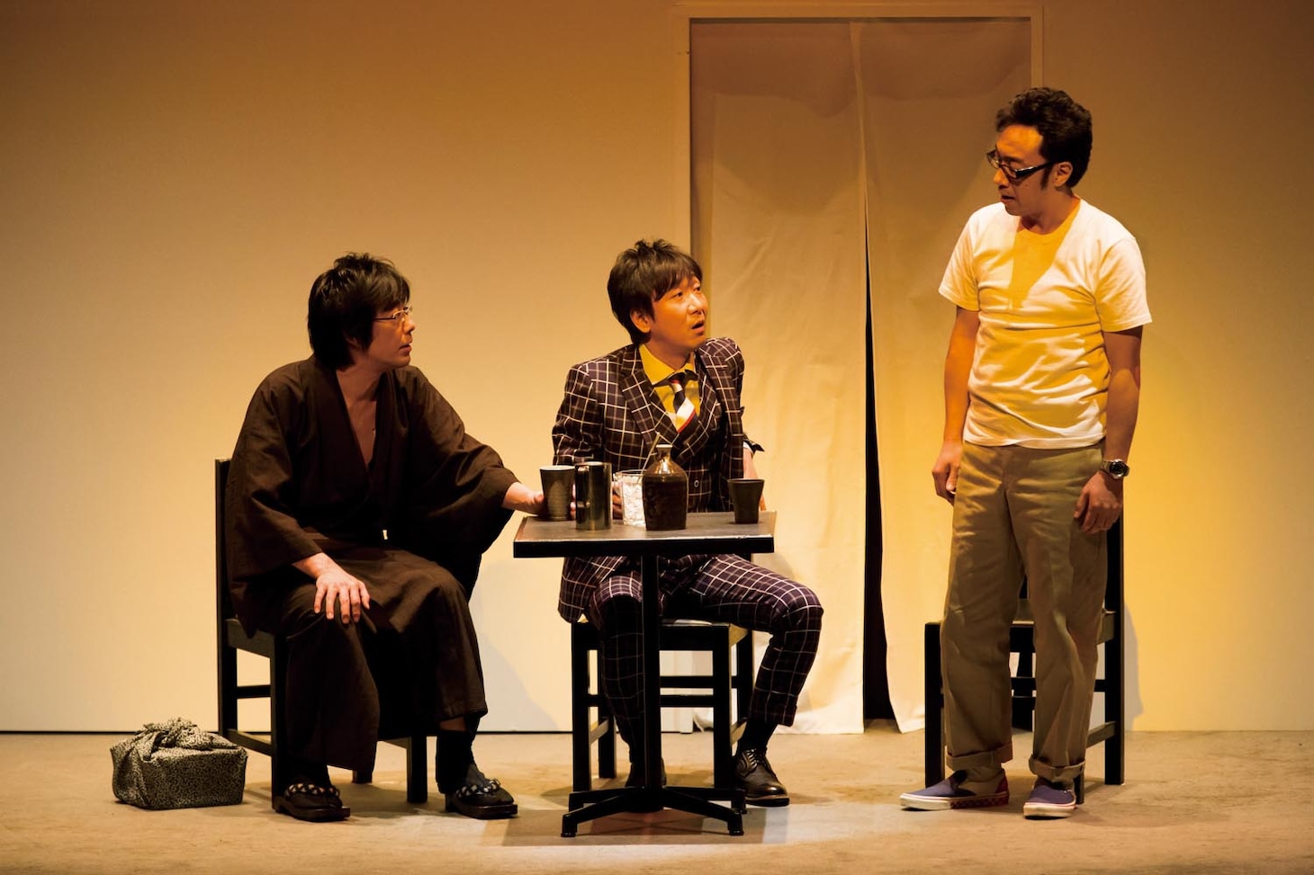 「FROLIC A HOLIC」のワンシーン。