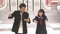 TKOとR'sメンバーによるコントのワンシーン。 (c)NHK