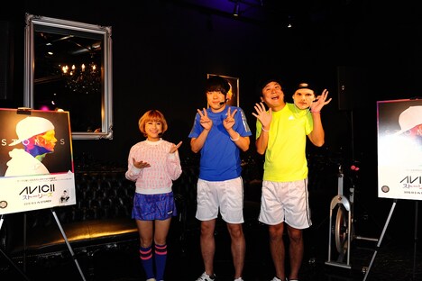 左からIMALUとウーマンラッシュアワー。