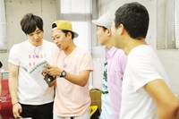 LOGOS会社見学の様子。